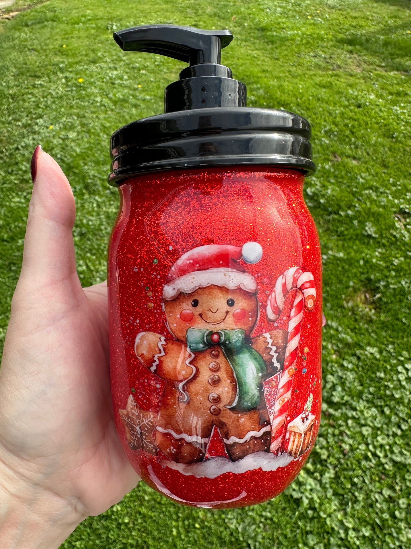Mason jar soap dispenser